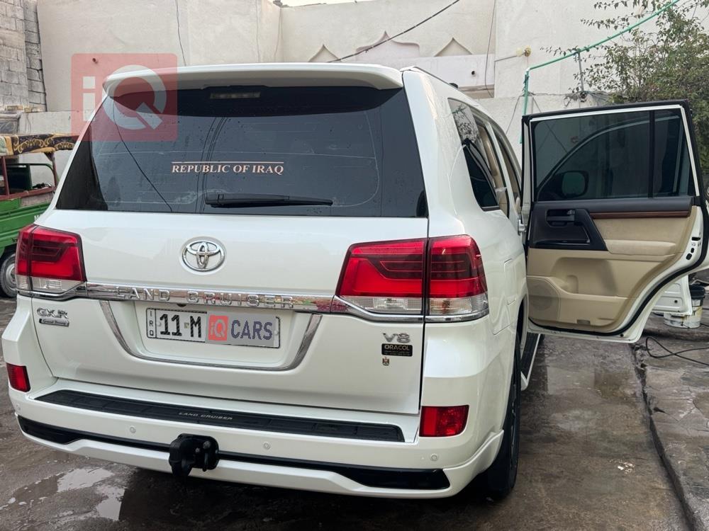 تويوتا لاندكروزر